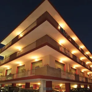 Jolanda Hotel